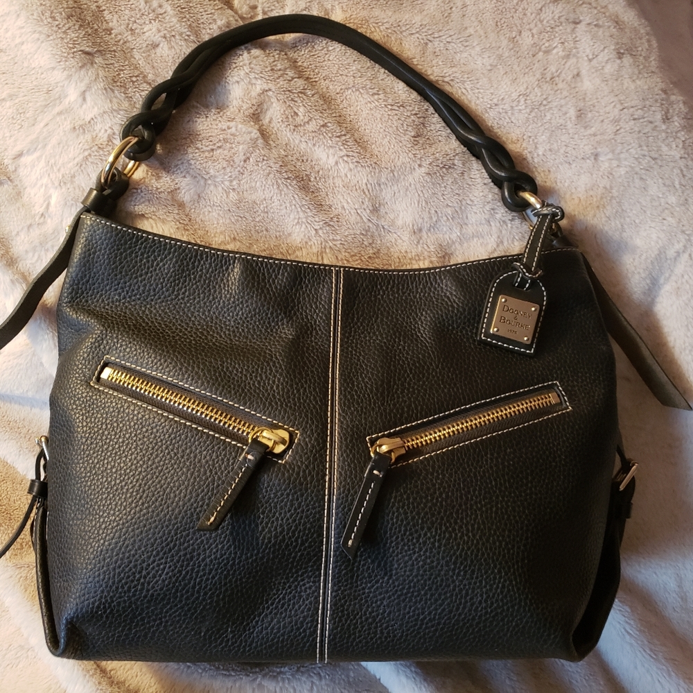 Dooney and Bourke Mary bag